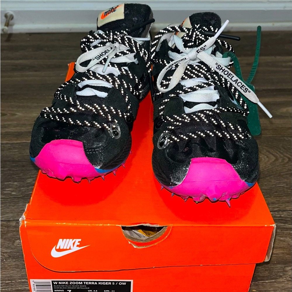 WOMENS NIKE ZOOM TERRA KIGGER 5